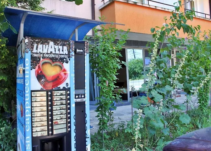 иглика апарт Апартамент *